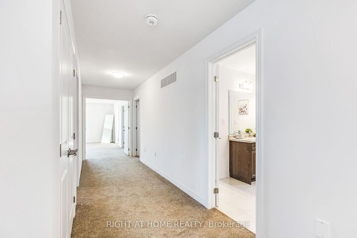 Property Photo:  330 Gillespie Drive  ON N3T 0X1 