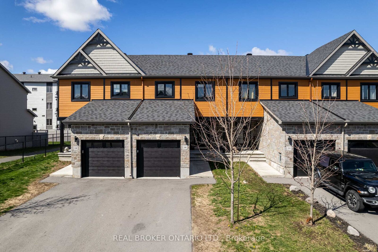 Property Photo:  336 Twilight Avenue  ON K4R 0E3 