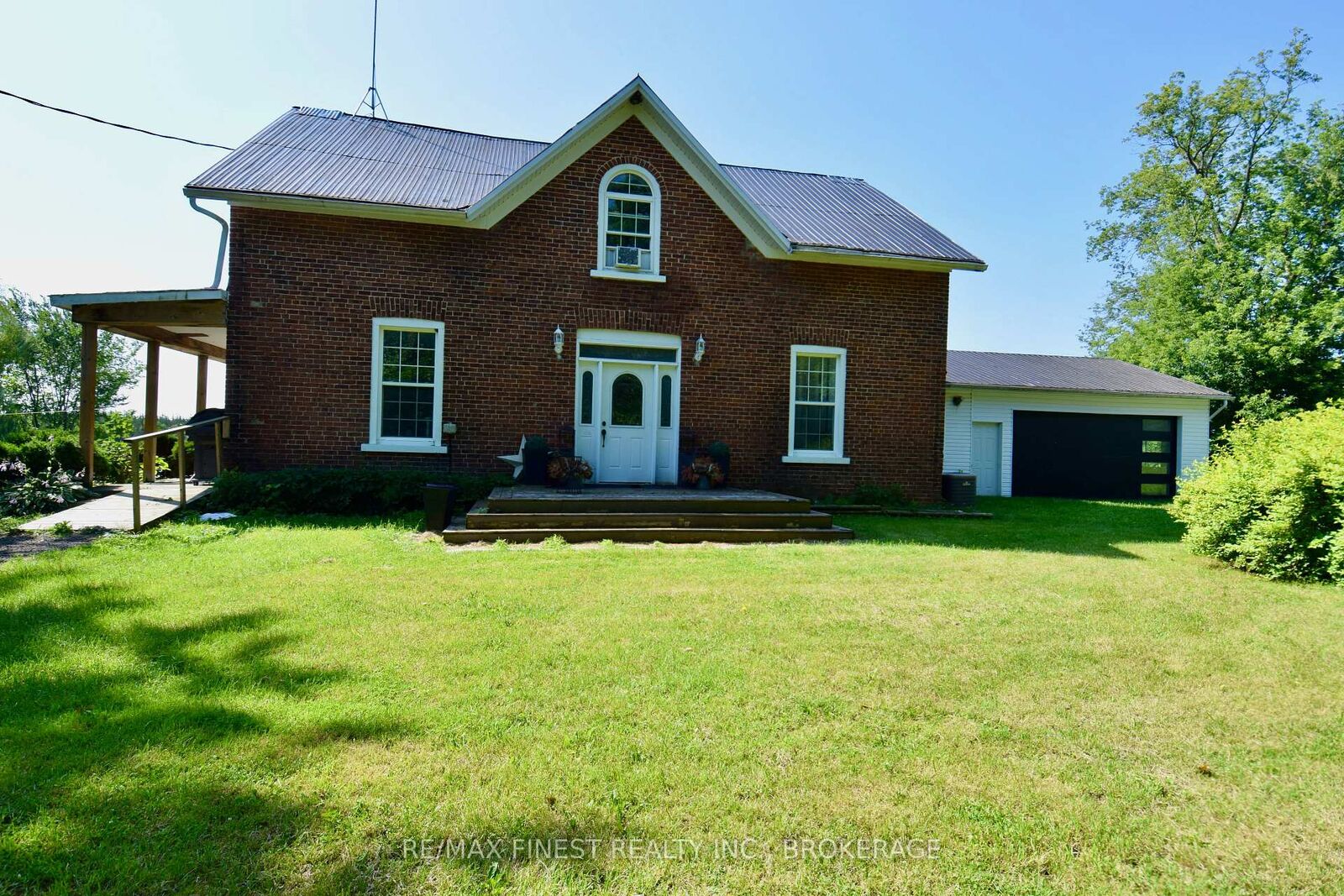 Property Photo:  1990 Switzerville Road  ON K7R 3K9 