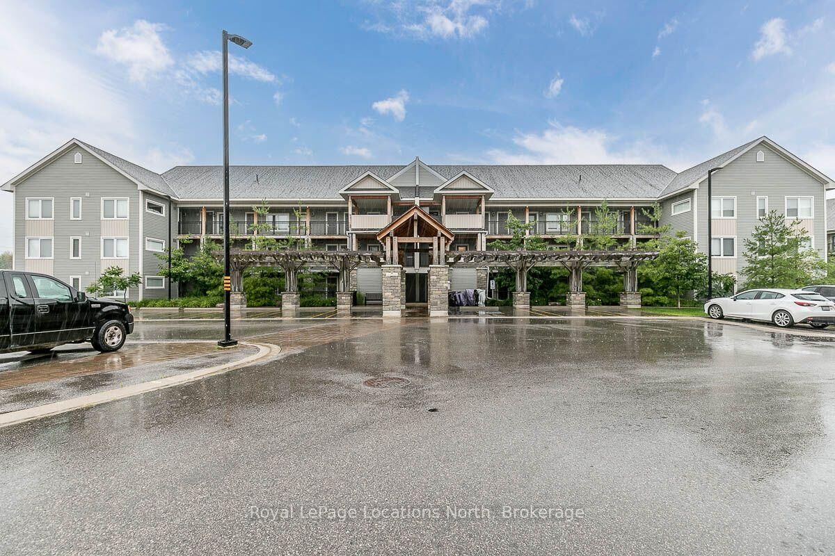 Property Photo: 4 Anchorage Crescent 205 ON L9Y 0Y6