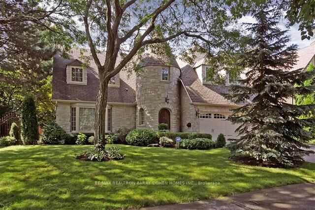 Property Photo: 15 Sonata Crescent ON M3B 2C3