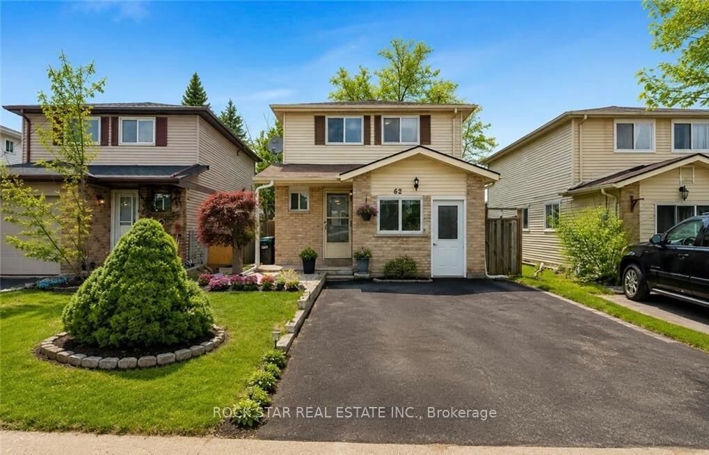 Property Photo:  62 Corbett Drive  ON L4M 5V2 