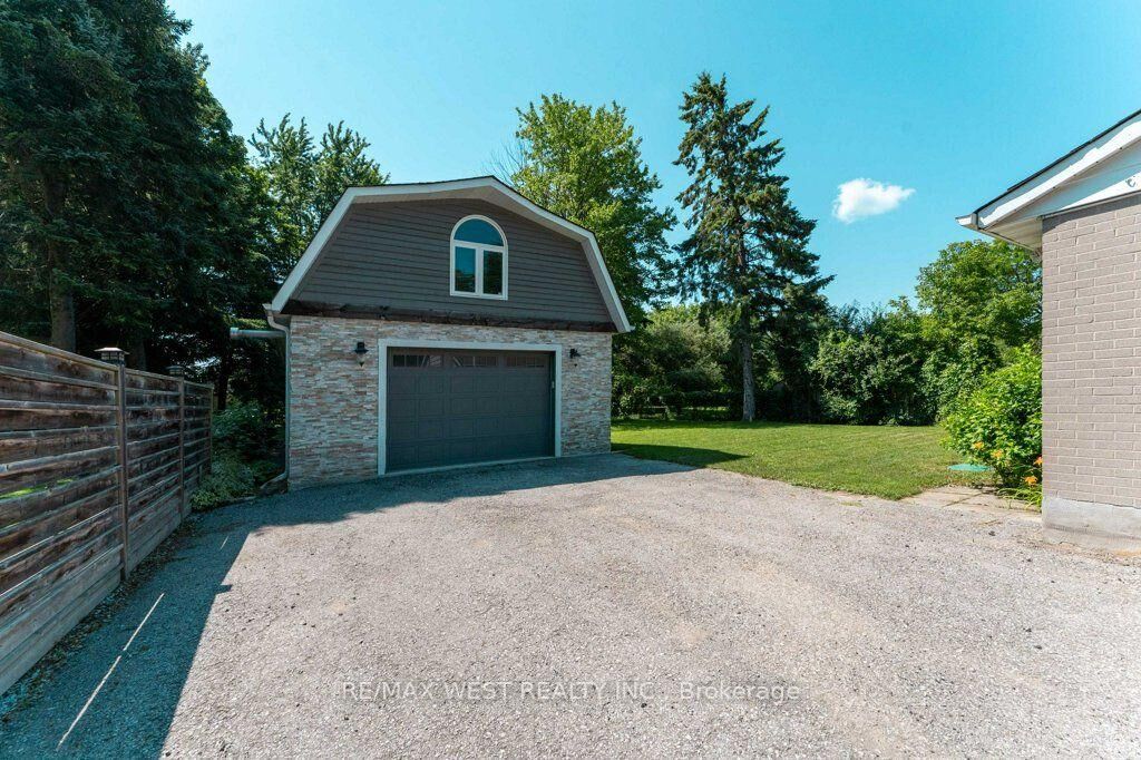 Property Photo:  67 Garage May Avenue  ON L0G 1V0 