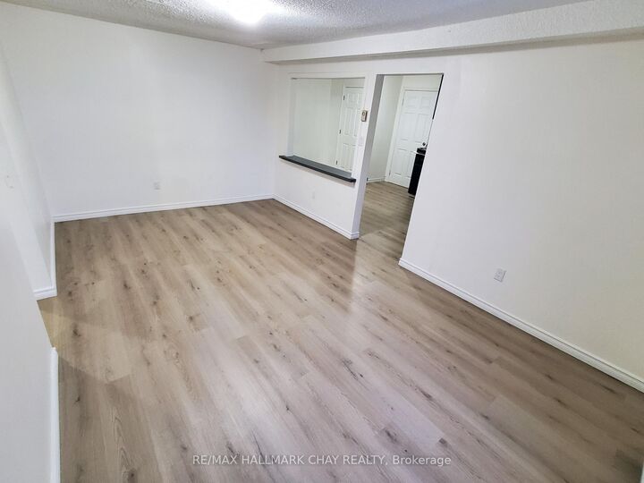 Property Photo:  58 Queen Street W 6  ON L0L 1P0 