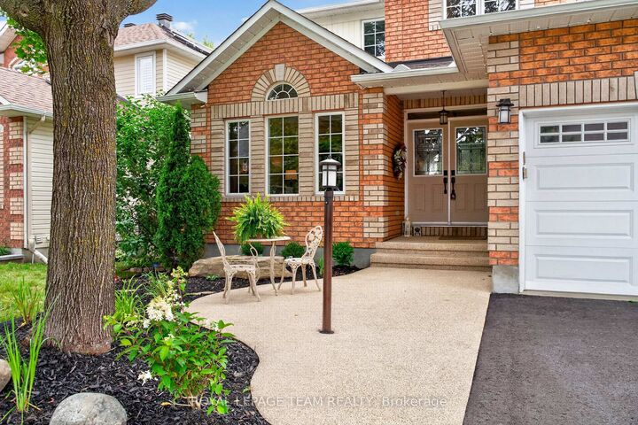 Property Photo:  12 Forillon Crescent  ON K2M 2W5 