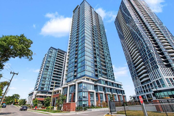 15 Wellington Street 2214 — photo 1