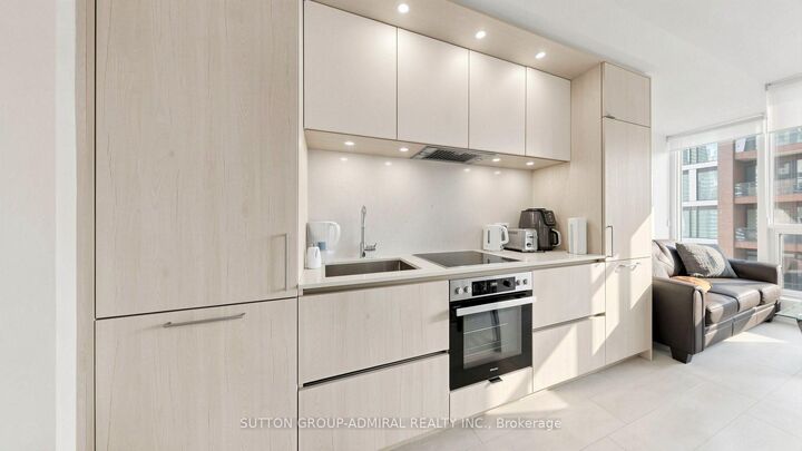 Property Photo:  35 Mercer Street 3011  ON M5V 0V1 