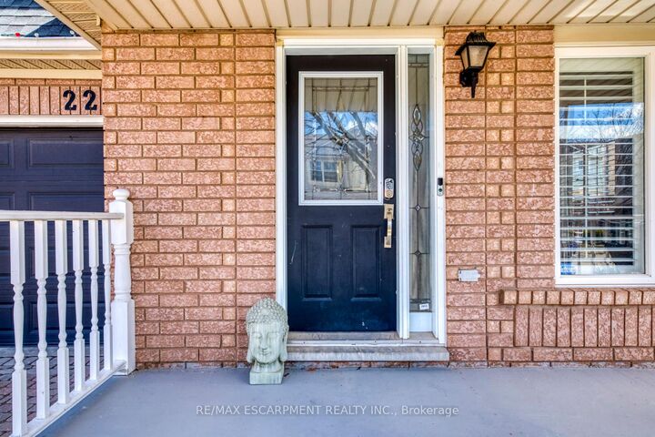 Property Photo: 2241 Shadetree Avenue ON L7L 6L4