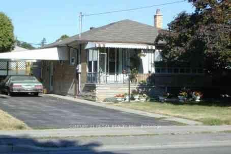 Property Photo:  1507 Pharmacy Avenue  ON M1R 2J7 