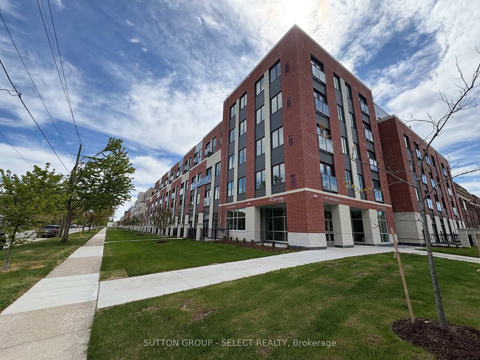 Property Photo:  351 Hill Street 220  ON N6B 2M2 