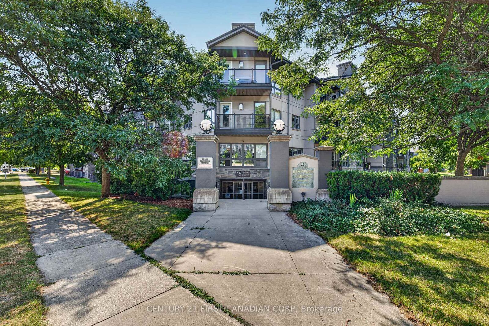 Property Photo:  15 Jacksway Crescent 222  ON N5X 3T8 