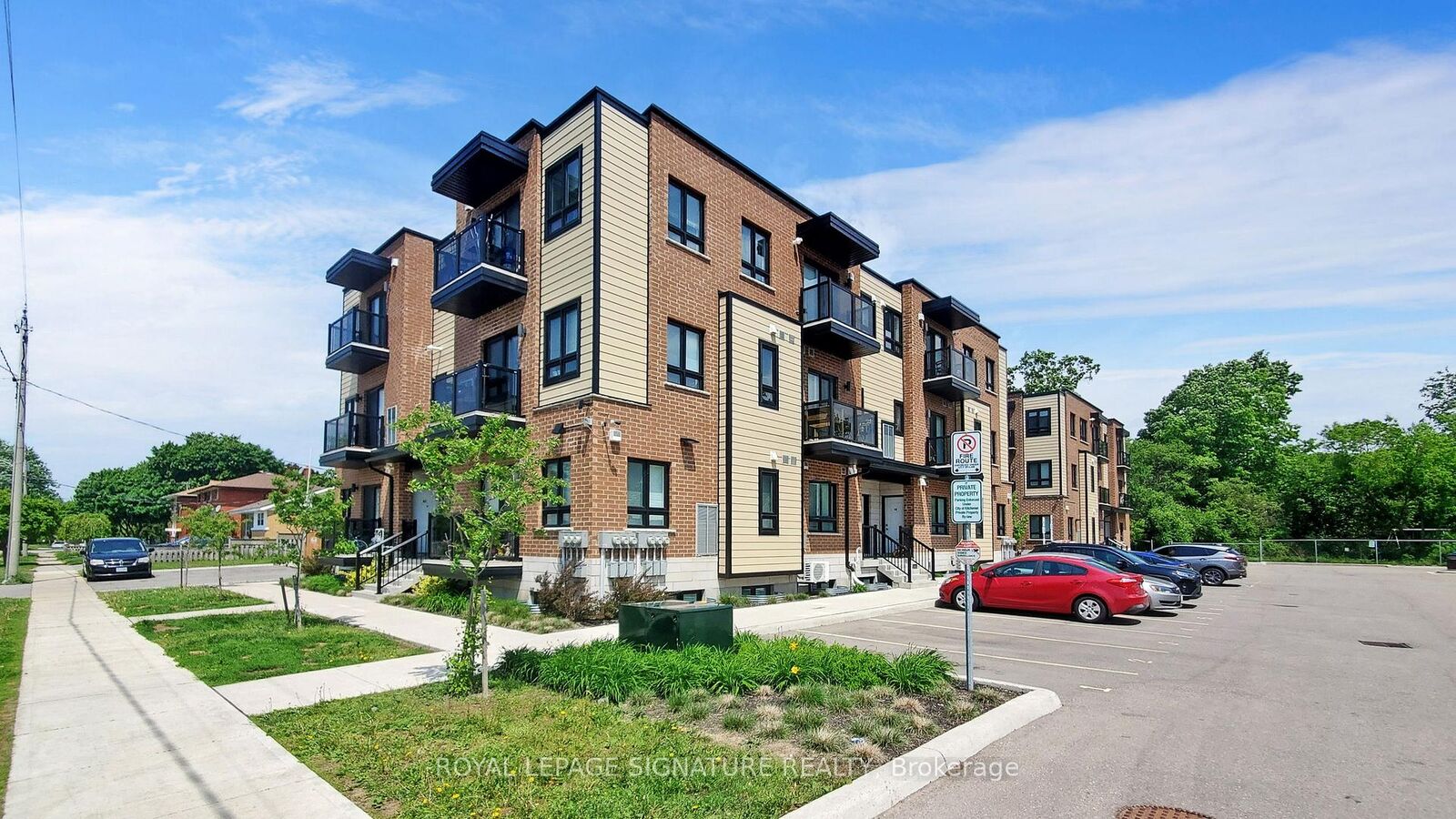 Property Photo:  374 Prospect Avenue A11  ON N2A 0L2 