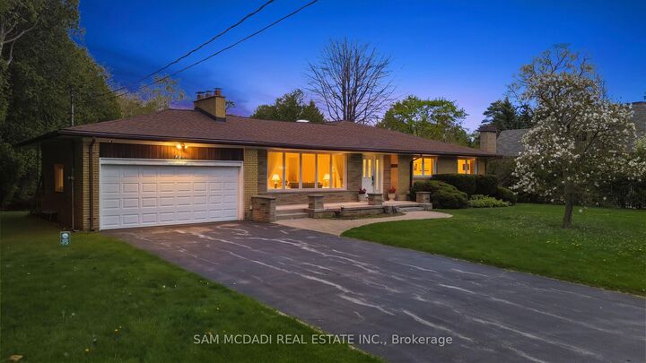 521 Vanessa Crescent — photo 1