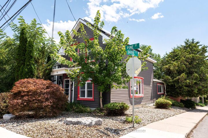 Property Photo:  18 Pine Street  ON K7K 1W1 