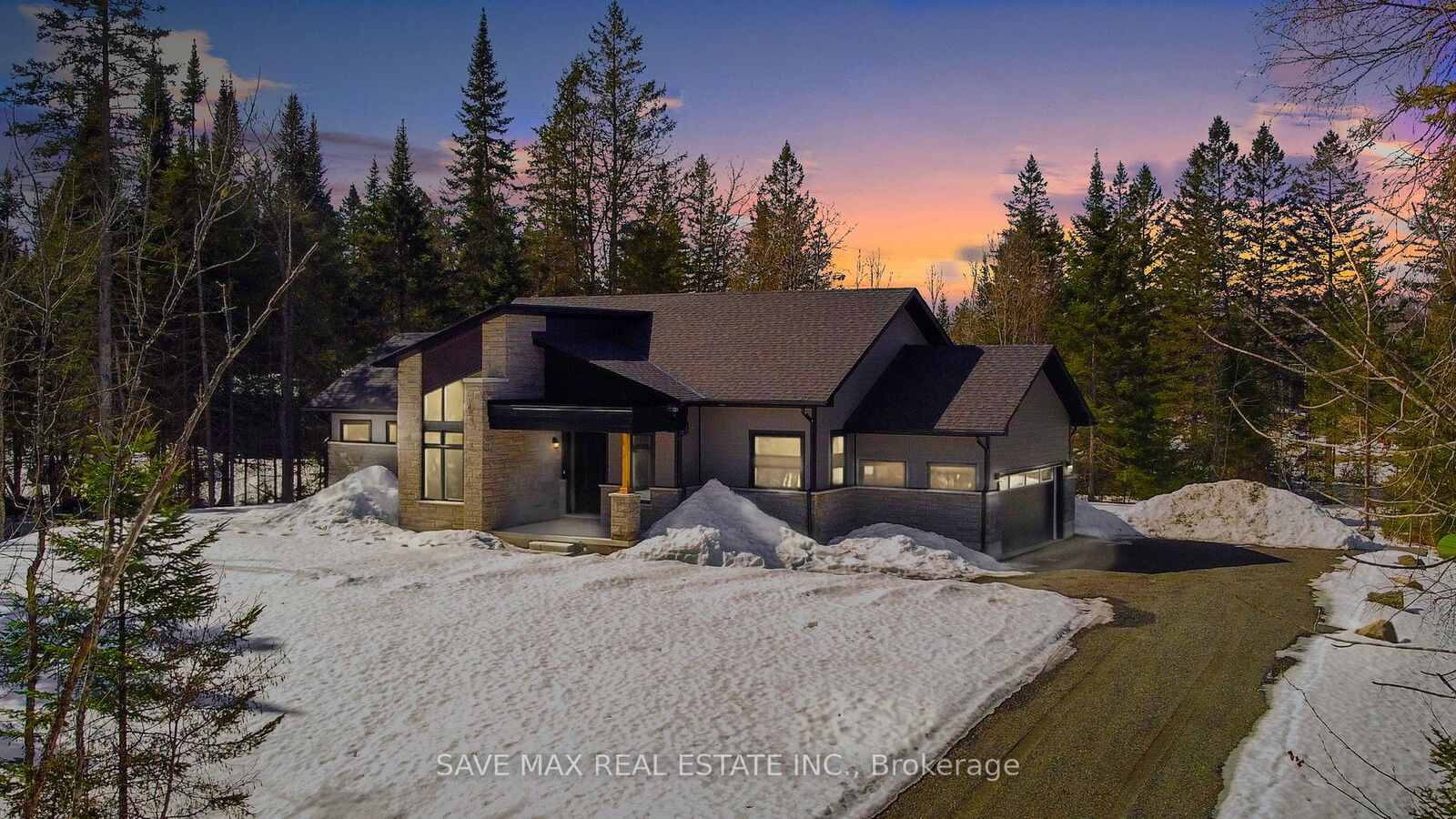 Property Photo:  1007 Kingsridge Court  ON P1H 0K1 