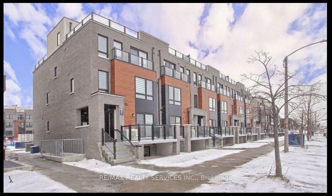 Property Photo: 245 McLevin Avenue W 7 ON M1B 0E8