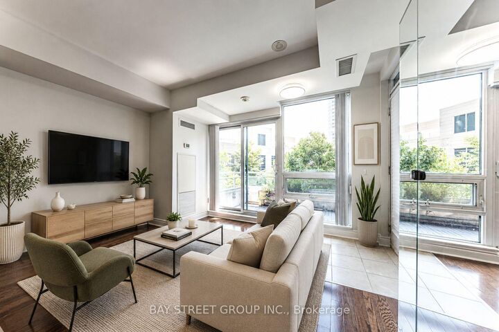 31 Olive Avenue 221 — photo 1