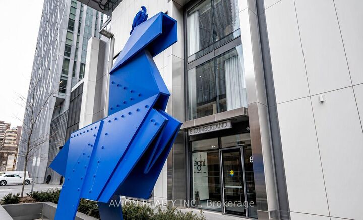 Property Photo:  8 Cumberland Street 4305  ON M4W 0B6 