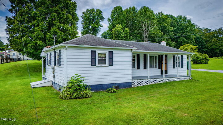Property Photo: 323 Booher Lane TN 37620