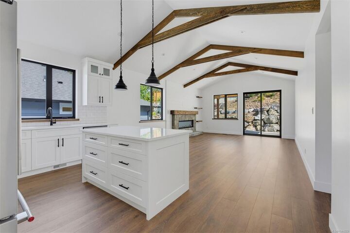 Property Photo: 2029 Oakhill Pl BC V9L 0J2