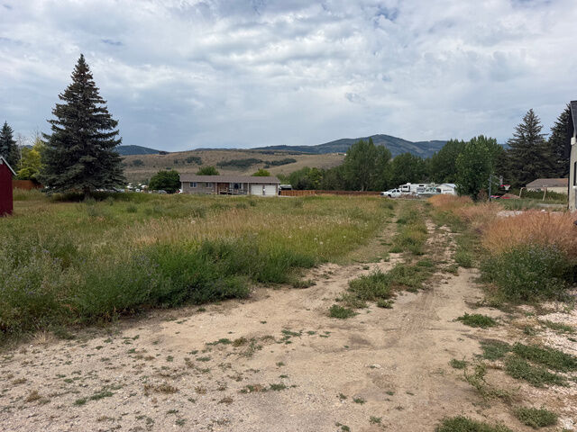 Property Photo:  411 N Sunrise Dr  UT 84028 