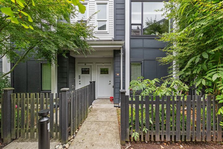 Property Photo: 16337 23A Avenue 33 BC V3Z 0S3