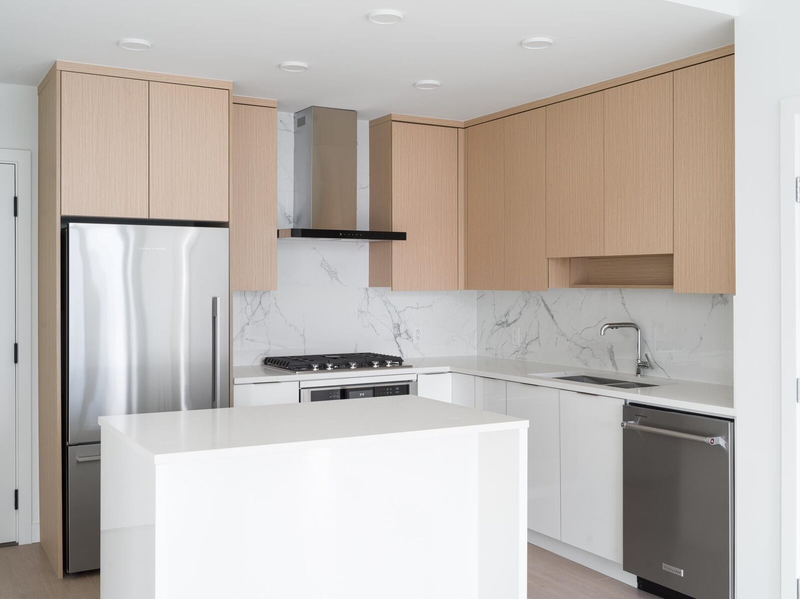 Property Photo: 699 Whiting Way 2607 BC V3J 0N7