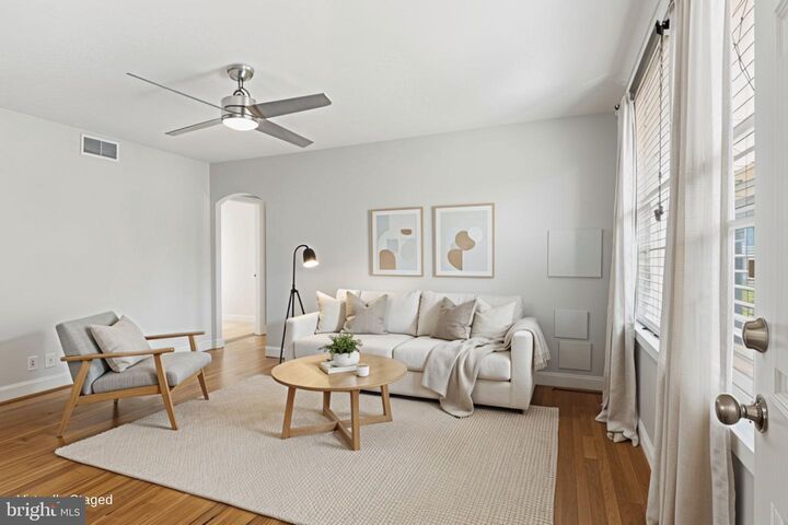 Property Photo:  1231 Penn Street NE 4  DC 20002 