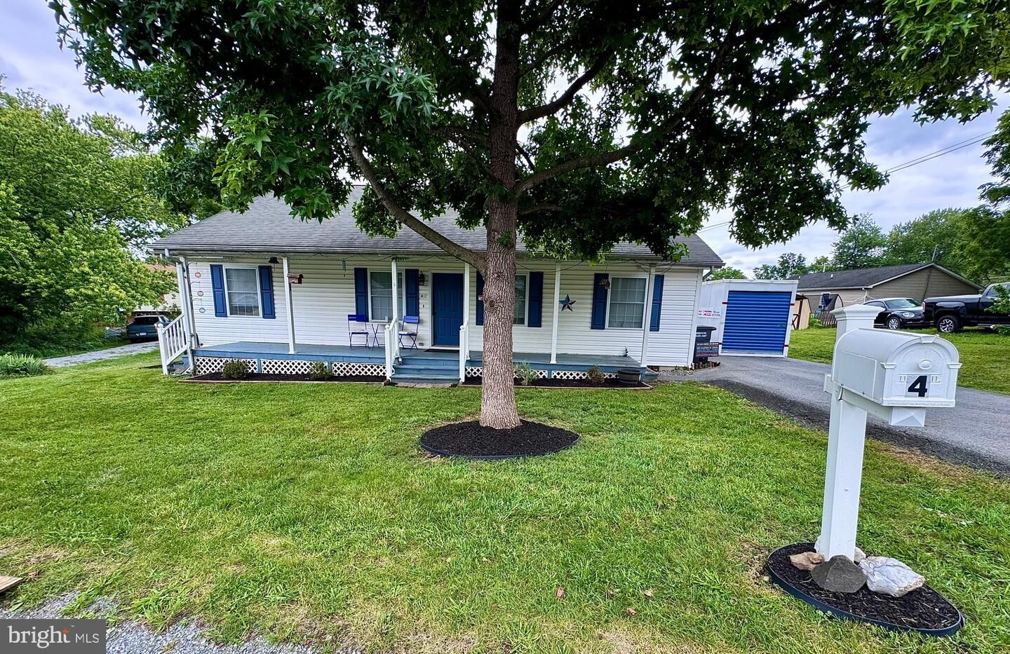 Property Photo:  4 Huntingdon Lane  VA 22620 
