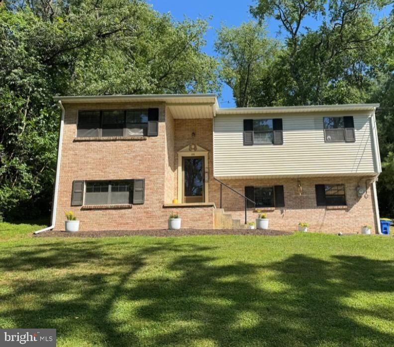 Property Photo: 25 Scout Lane PA 17036