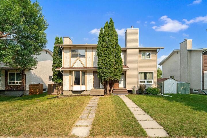 Property Photo: 39 Culloden Road MB R2J 3S4