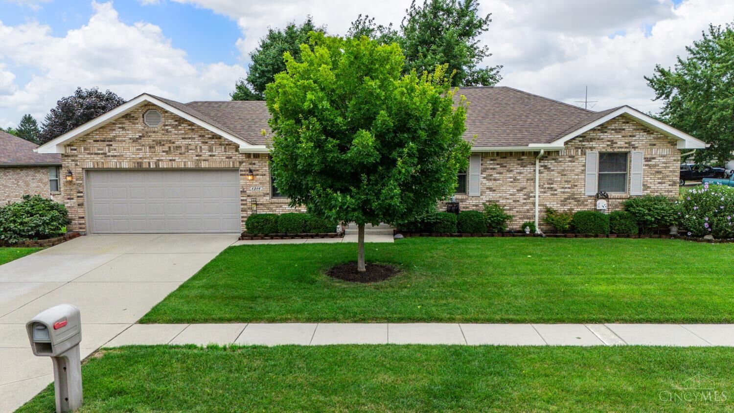 Property Photo: 1314 Sanlor Avenue OH 45383