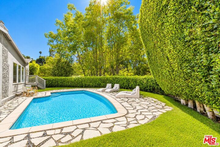 Property Photo: 2601 Nichols Canyon Rd CA 90046