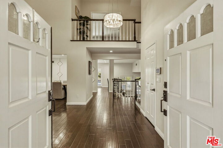 Property Photo:  7262 Elmsbury Ln  CA 91307 