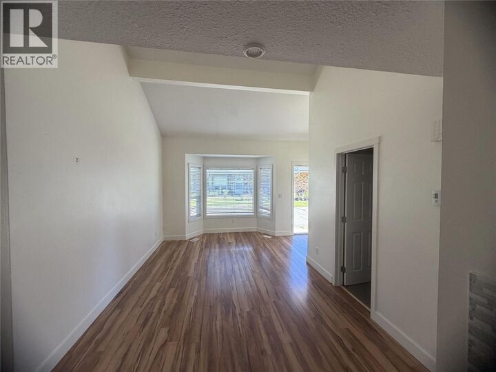 Property Photo:  3155 Gordon Drive 304  BC V1W 3N6 