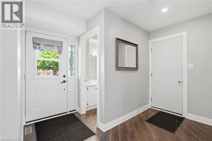 Property Photo:  371 Brantwood Park Road  ON N3P 1G8 