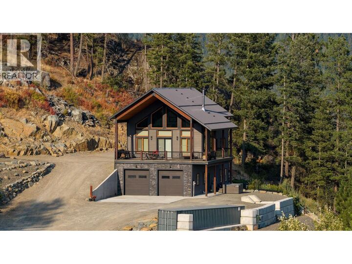 Property Photo: 3820 Sun Ridge Road BC V0B 1G1