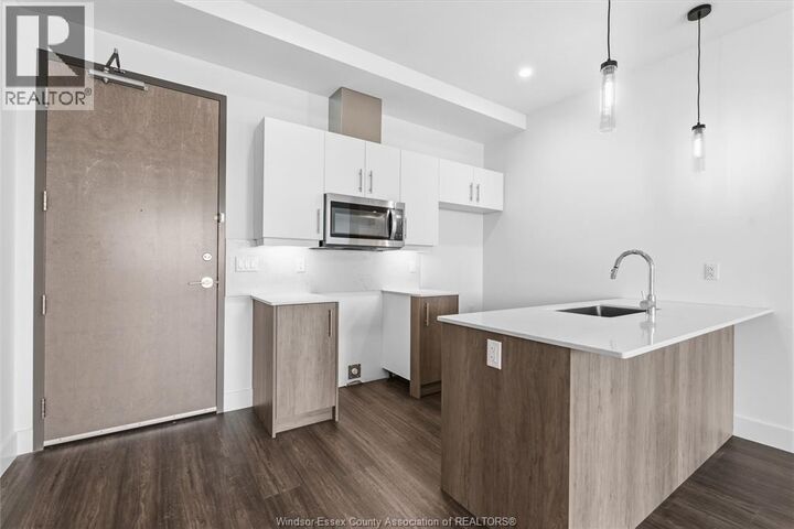 Property Photo:  595 Lily Mac 201  ON N6E 3N7 
