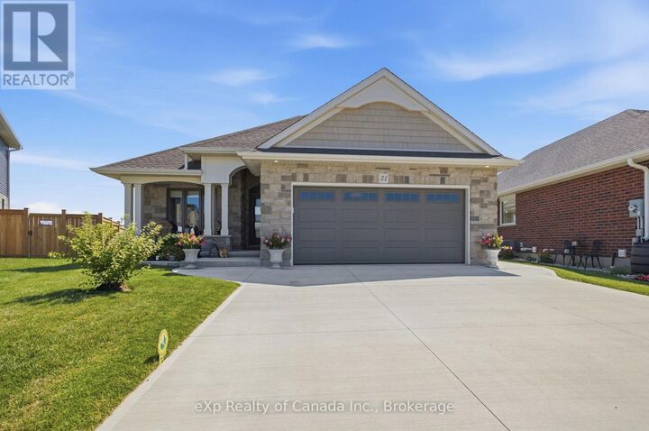 21 Evylean Court — photo 1