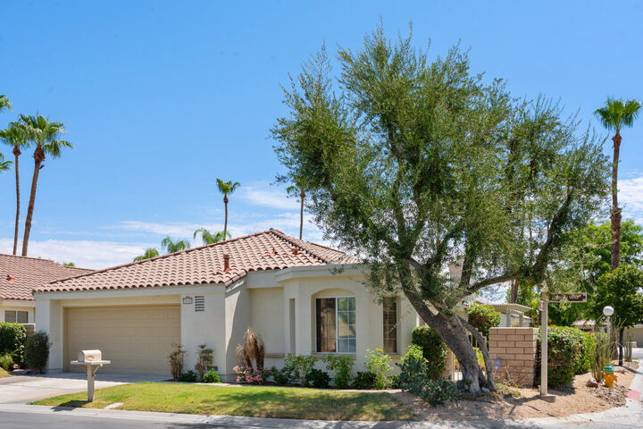 Property Photo:  43730 Lisbon Way  CA 92211 