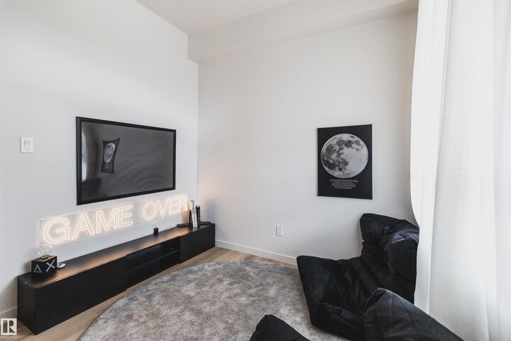 Property Photo:  2030 212 Street NW  AB T6M 3P3 