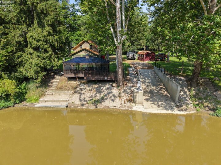 Property Photo:  3139 3143 S State Route 53  OH 44883 