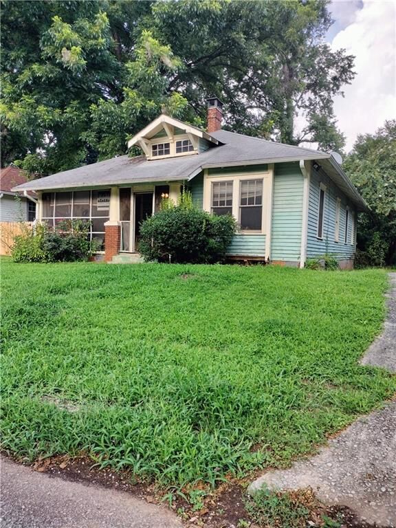 Property Photo:  1424 Graham Street SW  GA 30310 