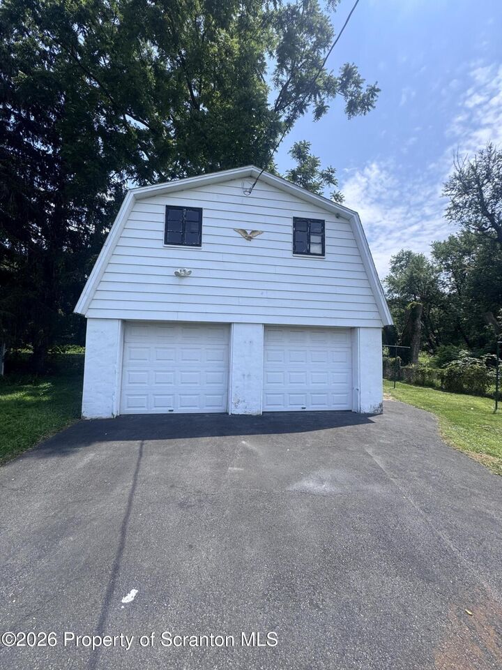 Property Photo:  526 River Street  PA 18519 