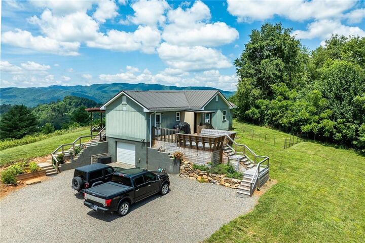 Property Photo: 1131 Dug Hill Road TN 37683