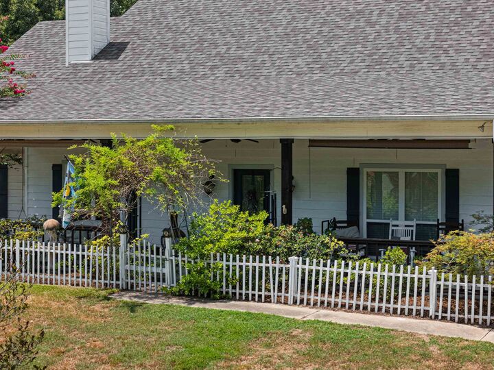 Property Photo: 1200 Shamburger Road TX 75645