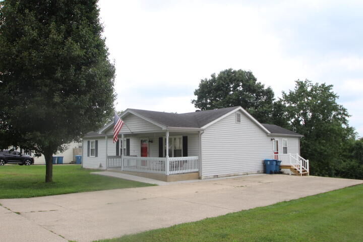 Property Photo: 1037 David Drive KY 40342