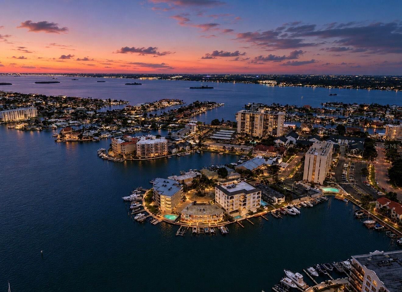 Property Photo:  205 Dolphin Point 4  FL 33767 
