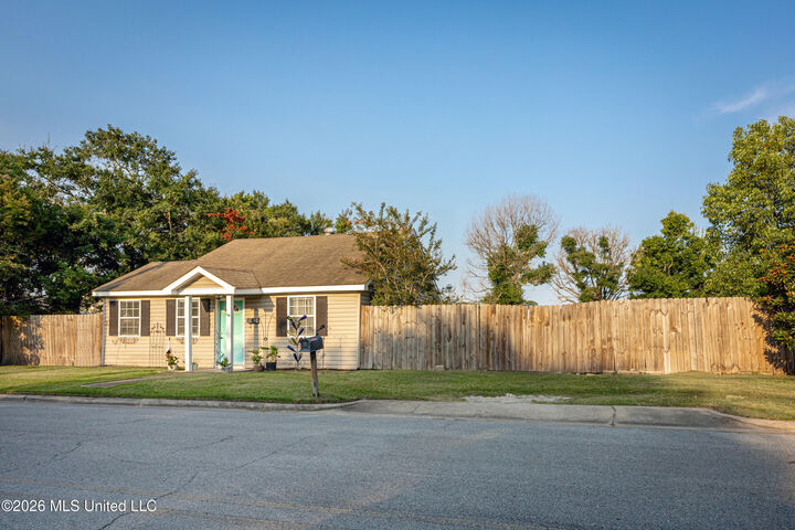 Property Photo: 1806 Roosevelt Street MS 39567