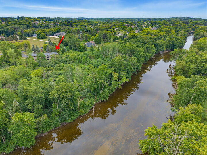 Property Photo: N5471 Loraine Dr WI 53021